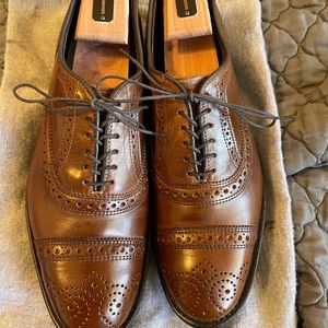 Allen Edmonds Strand (for Joseph Abboud)

Cigar/Dark Chili 8.5D

Dainite sole